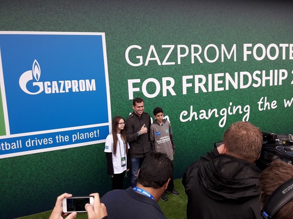 Football for Friendship: Τα παιδιά έβαλαν γκολ στη φιλία