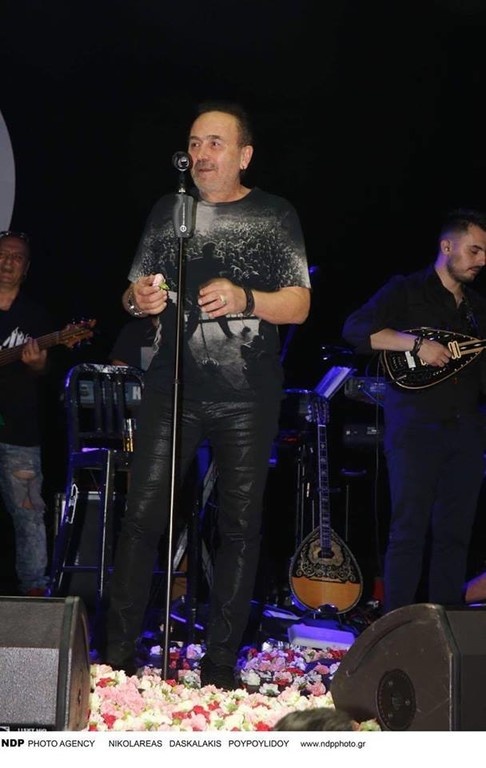 Νίκος Μακρόπουλος και Σταμάτης Γονίδης «βούλιαξαν» την παραλιακή