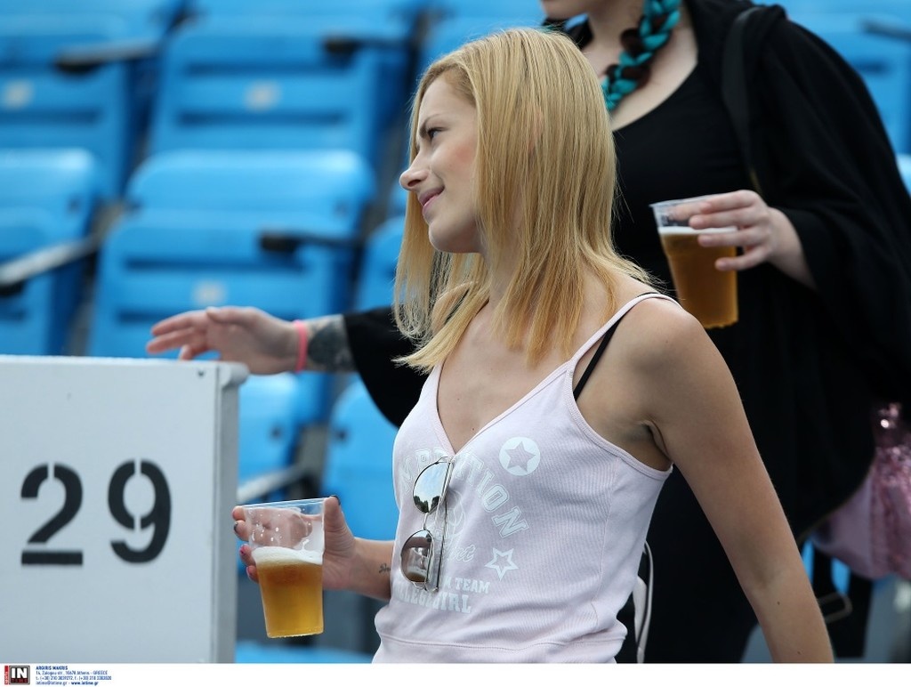 Εξέδρα-φωτιά η Ολιμπίκ Ντόνετσκ (photos)