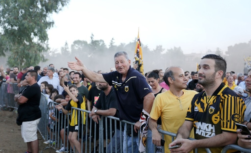 Η ΑΕΚ επιστρέφει σπίτι της και η Νέα Φιλαδέλφεια θύμισε κάτι από τα παλιά! (photos)