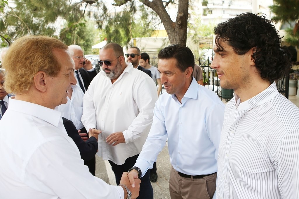 Ολυμπιακός: Ύστατο χαίρε στον Μπέμπη