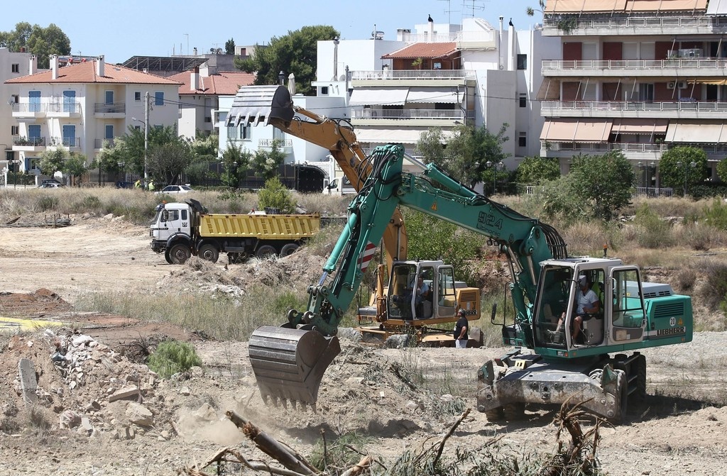 Έπιασαν δουλειά οι μπουλντόζες για την «Αγιά Σοφιά» (photos)
