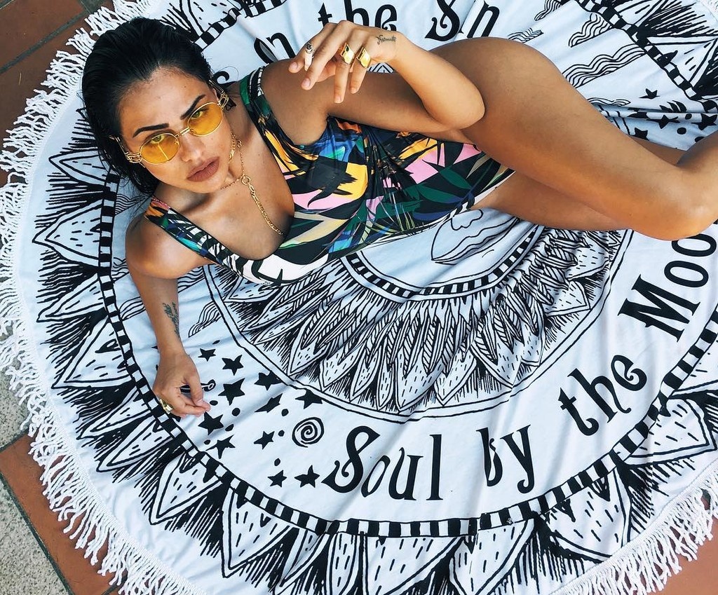 Ελληνίδα ηθοποιός μοιράζει… πόνο με την κορμάρα της!