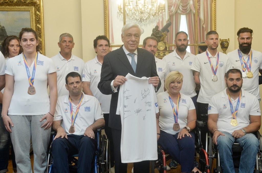 Βράβευση της Εθνικής Ομάδας Στίβου ΑμεΑ από Παυλόπουλο (photos)