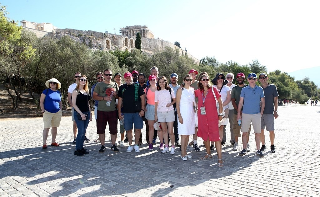 Ολυμπιακός: Οι σύνεδροι του Χάρβαρντ γνώρισαν τον ελληνικό πολιτισμό