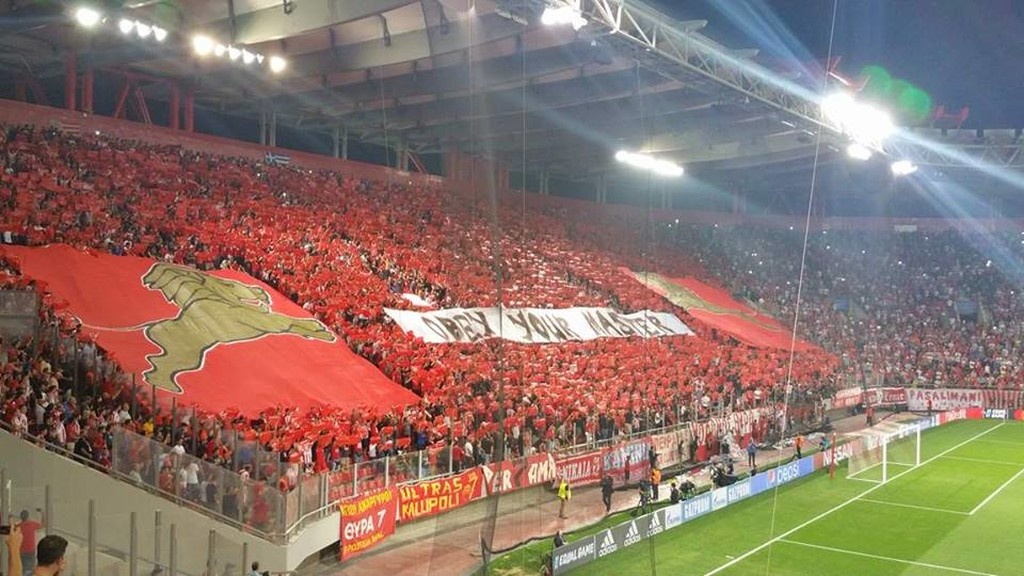 Το εντυπωσιακό κορεό στο Ολυμπιακός-Σπόρτινγκ Λισαβόνας (vid, pics)