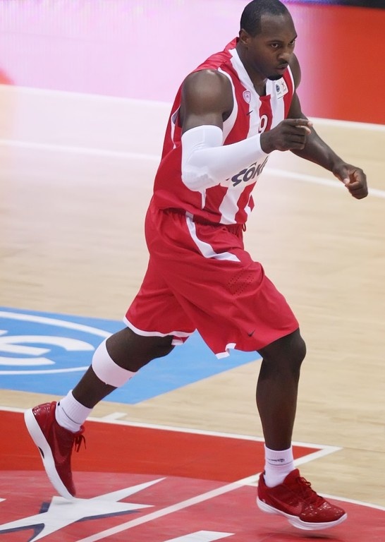 Από τα παρκέ της Euroleague... πορνοστάρ! Ποιος είναι;