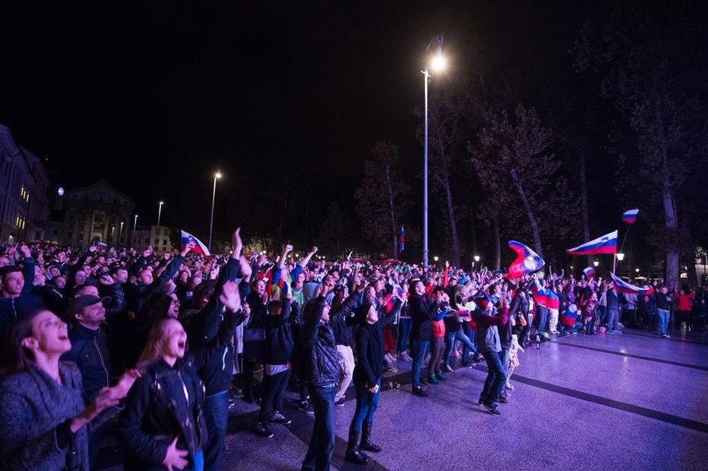 Ευρωμπάσκετ 2017: Τρελοί πανηγυρισμοί στην Σλοβενία για τον τίτλο (photos+videos)