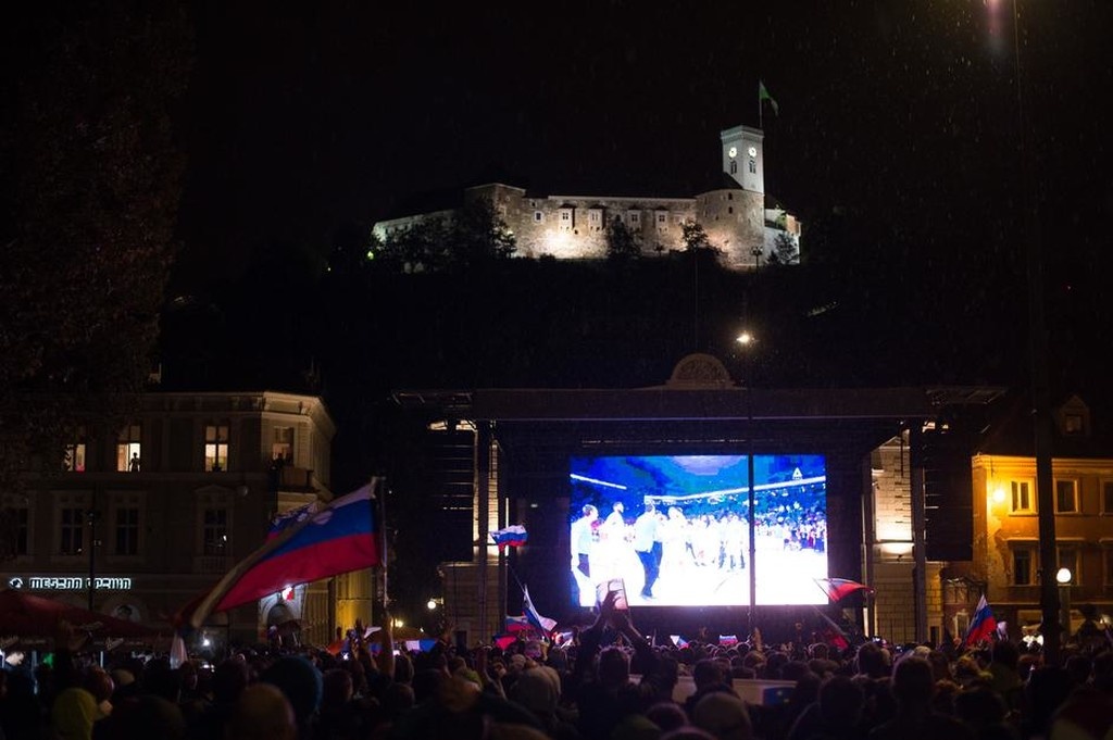 Ευρωμπάσκετ 2017: Τρελοί πανηγυρισμοί στην Σλοβενία για τον τίτλο (photos+videos)