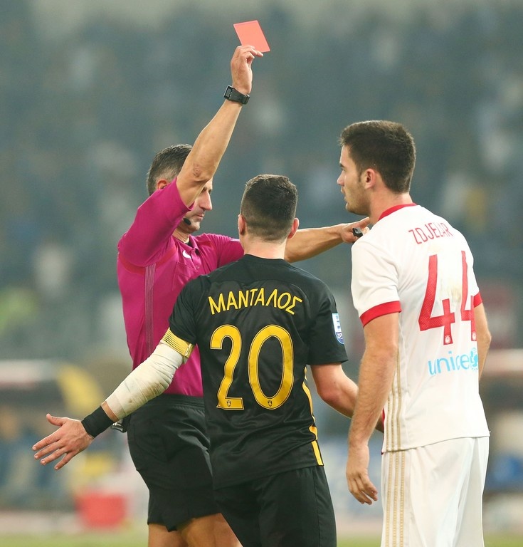 ΑΕΚ-Ολυμπιακό 3-2: Οι στιγμές έντασης στο ντέρμπι (pics)