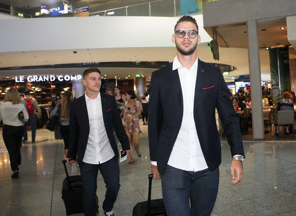 Ολυμπιακός: «Πέταξε» για Ιταλία (photos)