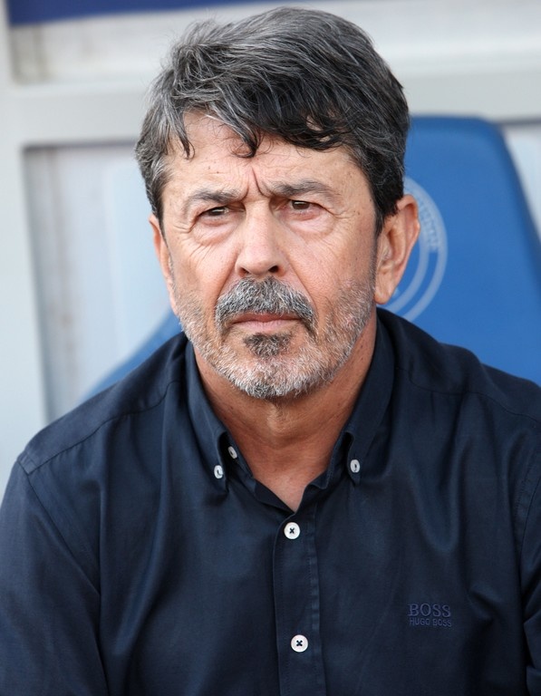 Φωτογραφία προπονητή στη Super League που σαρώνει στο διαδίκτυο! (pics)