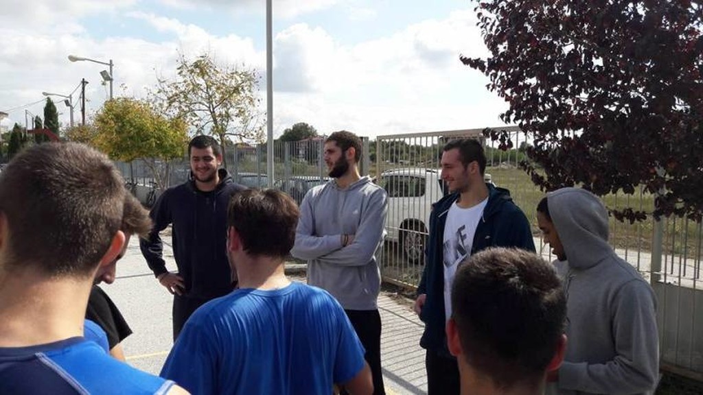 Επισκέφτηκαν σχολεία παίκτες των Τρικάλων BC Aries