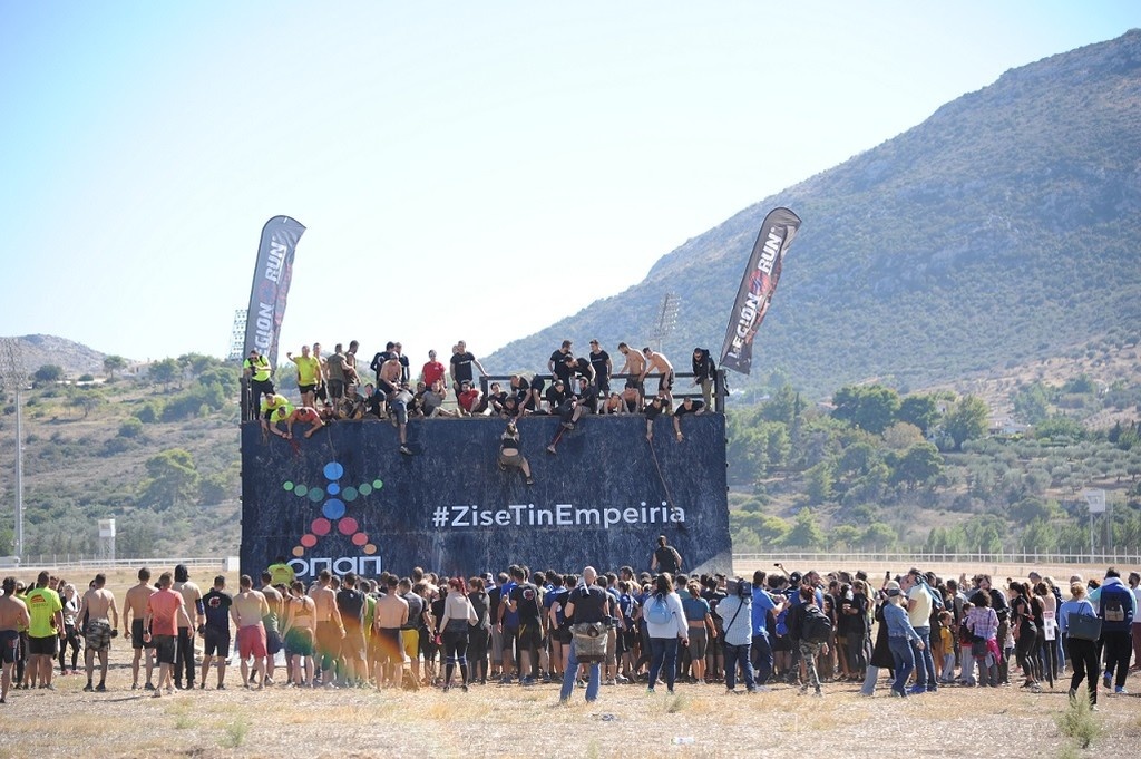 Απόβαση από 2.500 «Λεγεωνάριους» του «Legion Run Athens 2017» στον Ιππόδρομο Αθηνών στο Μαρκόπουλο