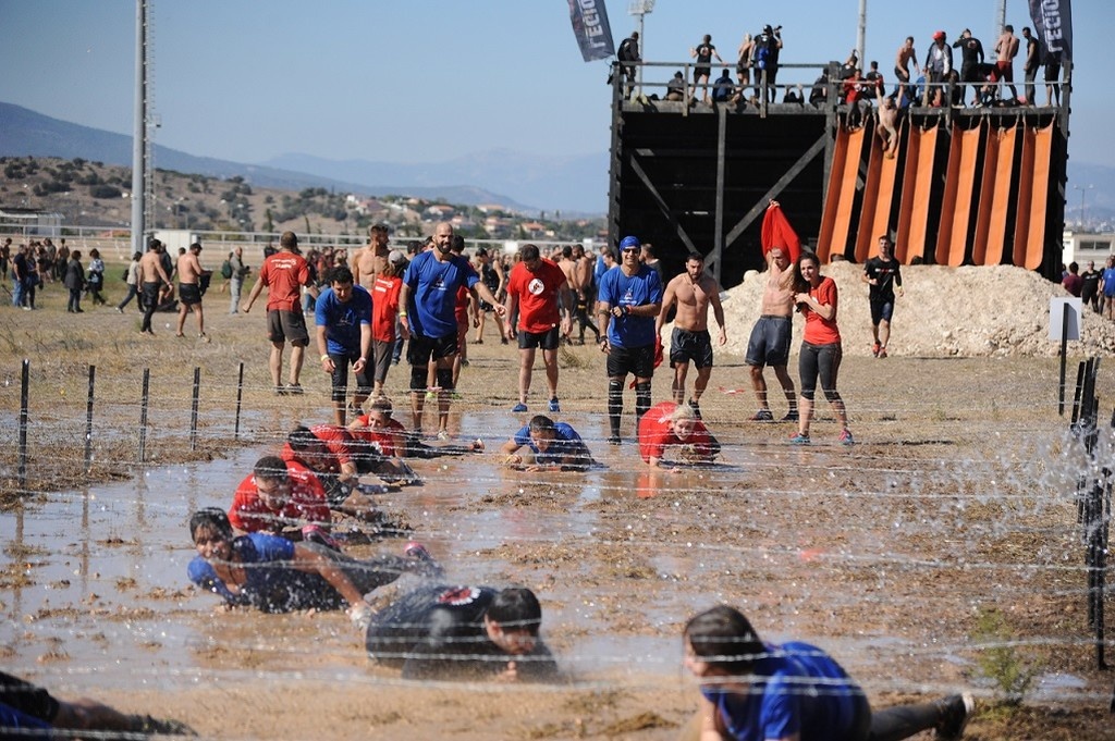 Απόβαση από 2.500 «Λεγεωνάριους» του «Legion Run Athens 2017» στον Ιππόδρομο Αθηνών στο Μαρκόπουλο