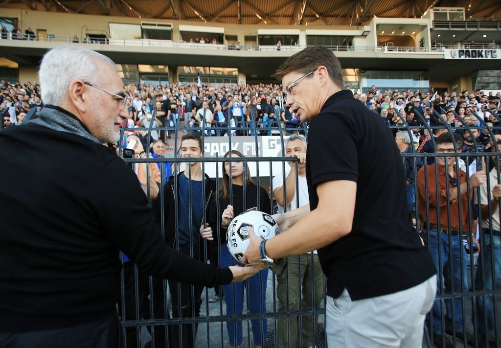 Χαμός στην Τούμπα: 10.000 κόσμος «ζέστανε» τον ΠΑΟΚ εν όψει Ολυμπιακού! (vid, pics)