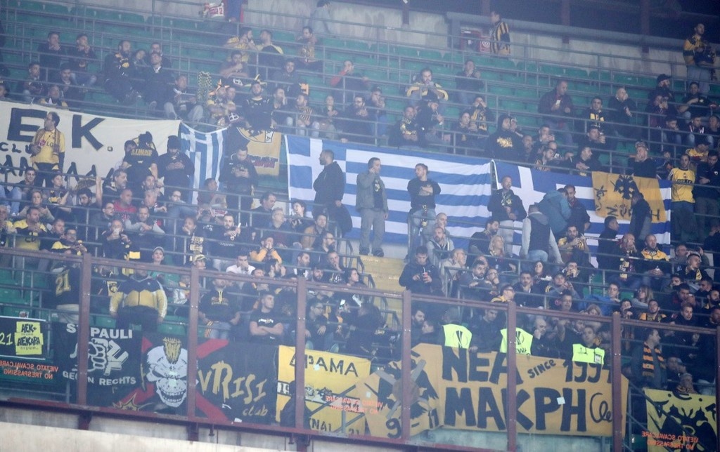 «Τρέλαναν» το «Σαν Σίρο» οι οπαδοί της ΑΕΚ! (vid,pics)
