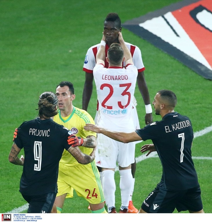 Ολυμπιακός-ΠΑΟΚ: Θερμό επεισόδιο Πρίγιοβιτς-Σισέ!