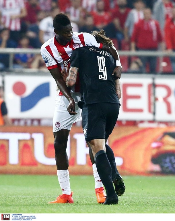 Ολυμπιακός-ΠΑΟΚ: Θερμό επεισόδιο Πρίγιοβιτς-Σισέ!