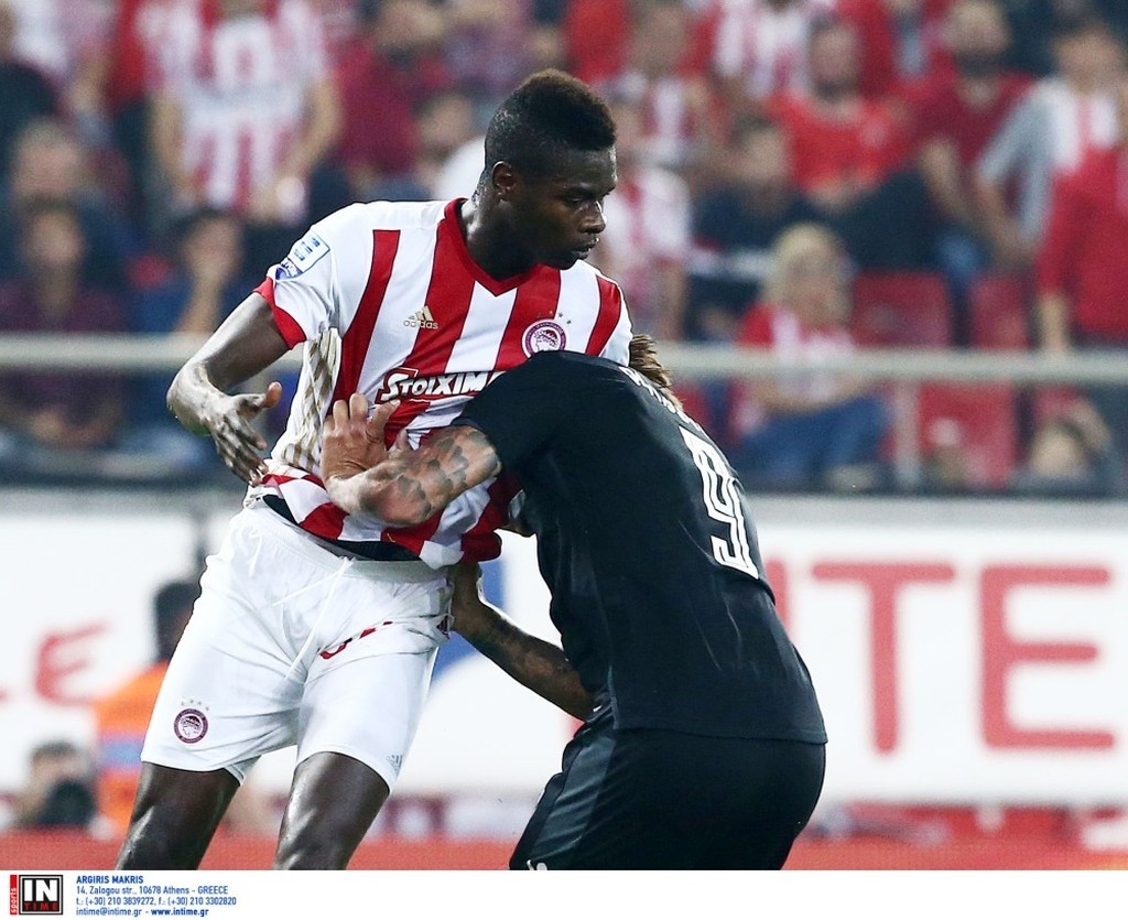 Ολυμπιακός-ΠΑΟΚ: Θερμό επεισόδιο Πρίγιοβιτς-Σισέ!