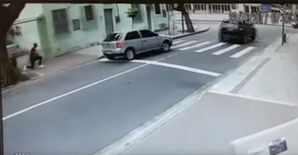 ΣΟΚ! Ληστεία σε πρώην διεθνή με όπλο στο κεφάλι! (photos+video)