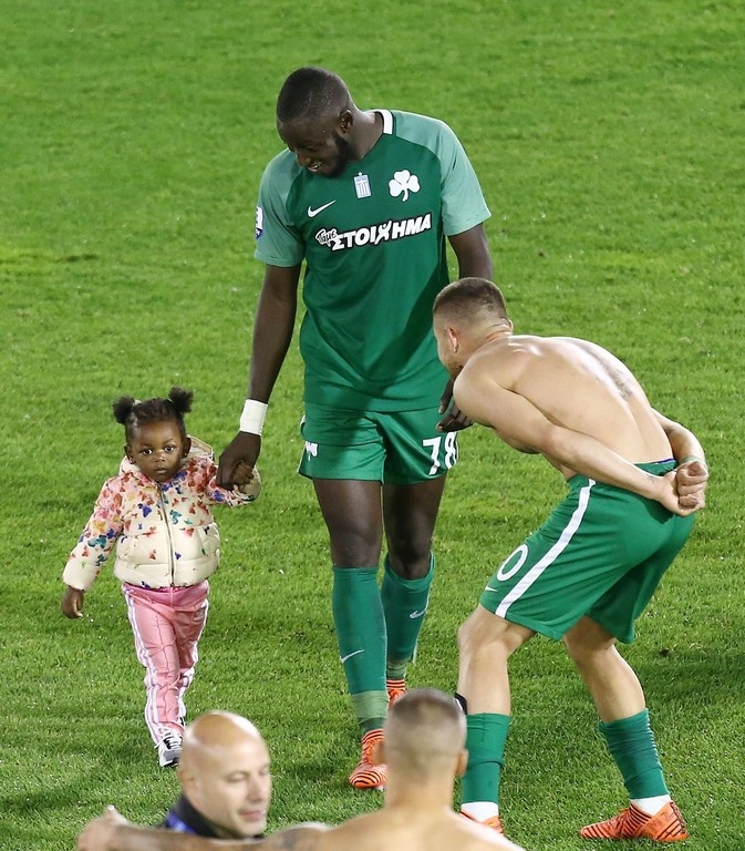 Παναθηναϊκός-Ολυμπιακός: Οι «τρελοί» πανηγυρισμοί μετά τον «πράσινο» θρίαμβο! (pics)