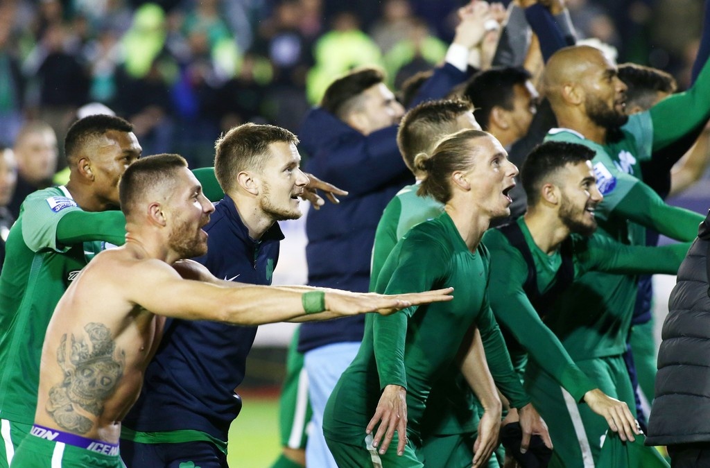 Παναθηναϊκός-Ολυμπιακός: Οι «τρελοί» πανηγυρισμοί μετά τον «πράσινο» θρίαμβο! (pics)