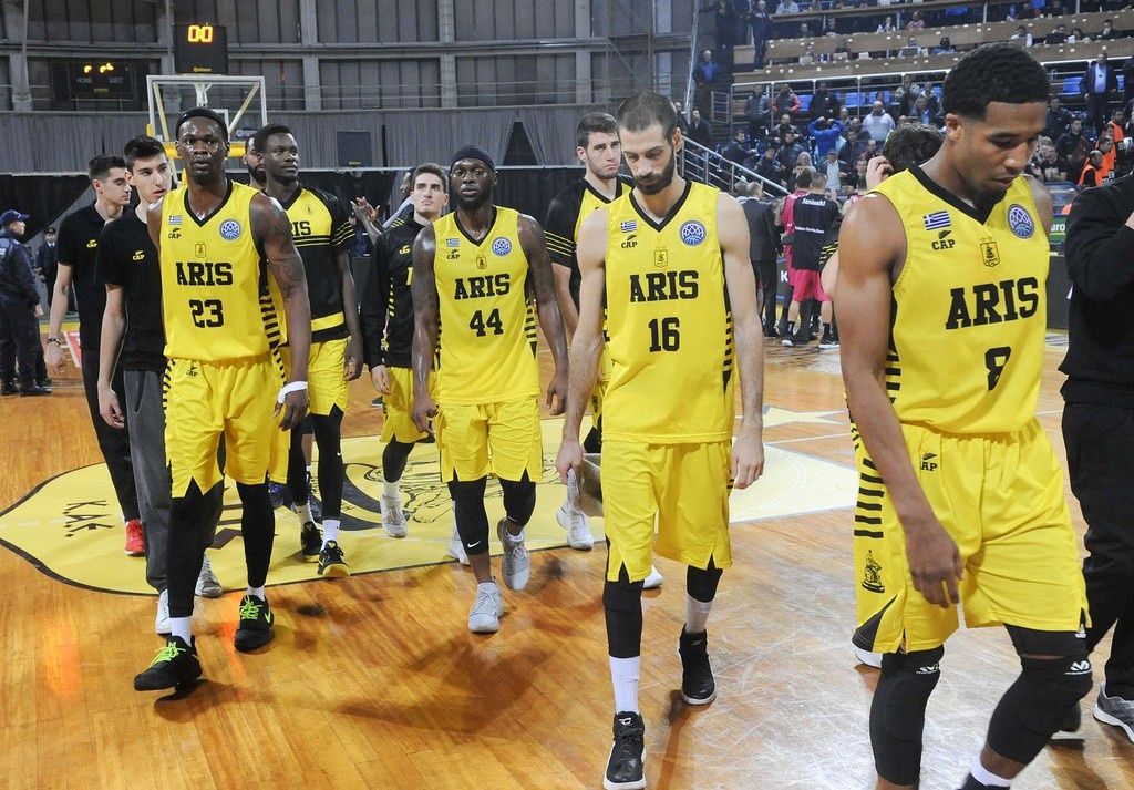 Άρης-Βόννη 69-75: «Έπεσε» μαχόμενος στο Αλεξάνδρειο – Αποδοκιμάστηκαν στο φινάλε σε παίκτες (pics)
