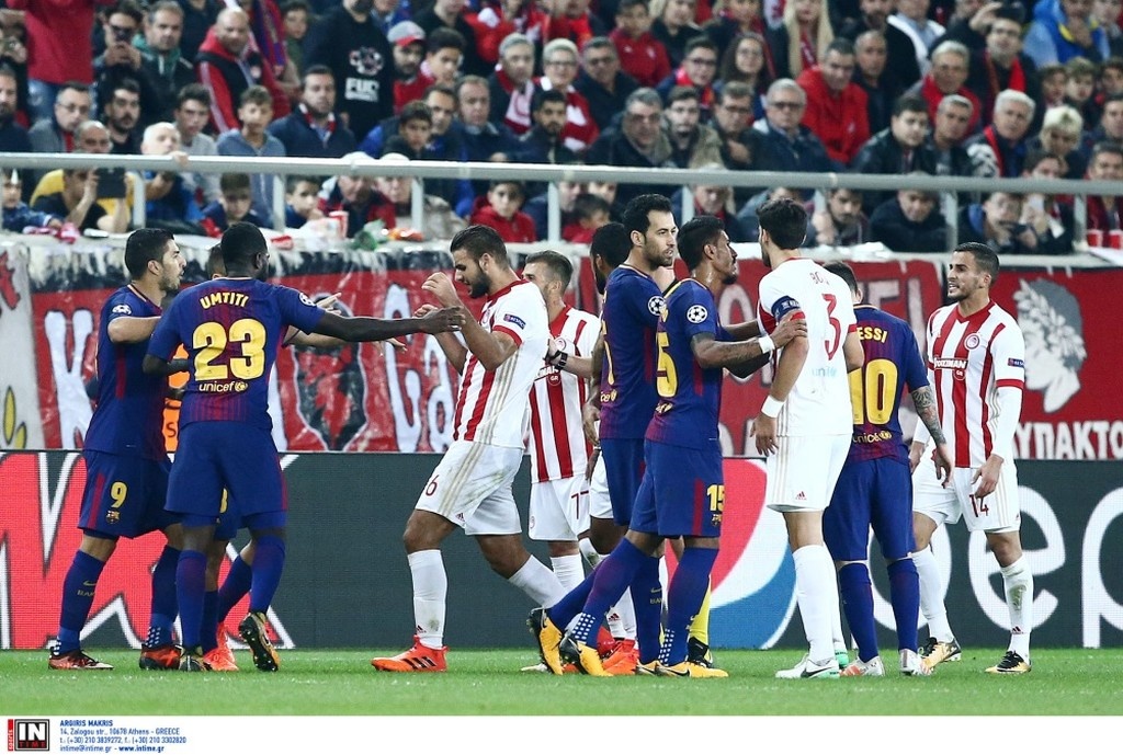 Ολυμπιακός-Μπαρτσελόνα: Το «ντου... αγάπης» στον Μέσι και η μανούρα (pics)