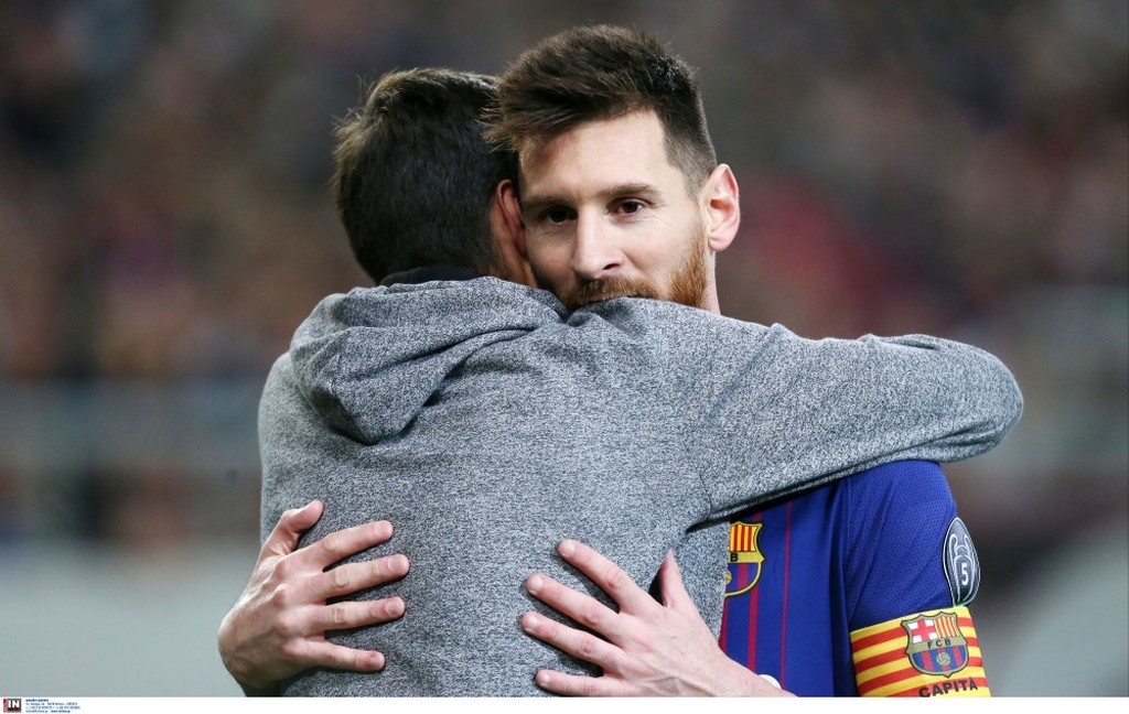 Ολυμπιακός-Μπαρτσελόνα: Το «ντου... αγάπης» στον Μέσι και η μανούρα (pics)