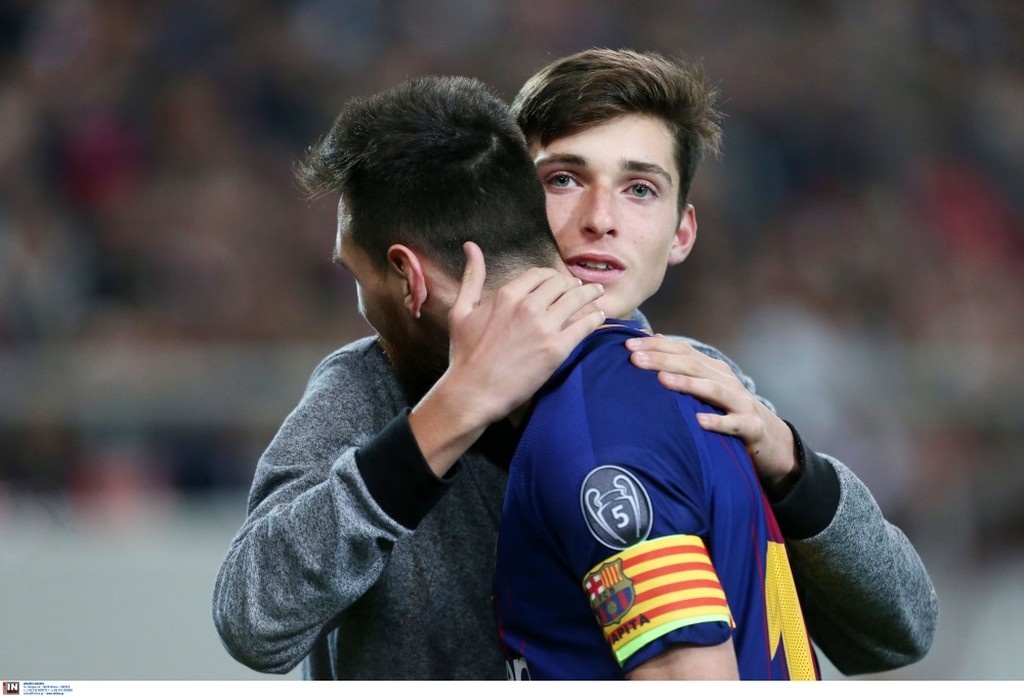 Ολυμπιακός-Μπαρτσελόνα: Το «ντου... αγάπης» στον Μέσι και η μανούρα (pics)