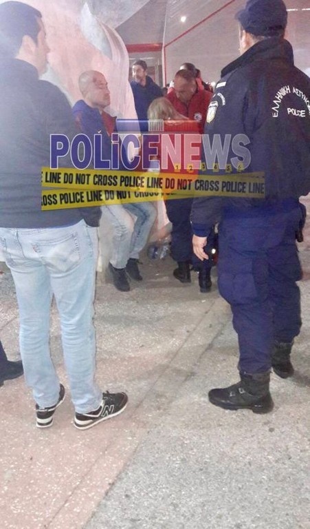 Ολυμπιακός-Μπαρτσελόνα: Σοβαρό επεισόδιο και τραυματίες στο «Γ. Καραϊσκάκης»