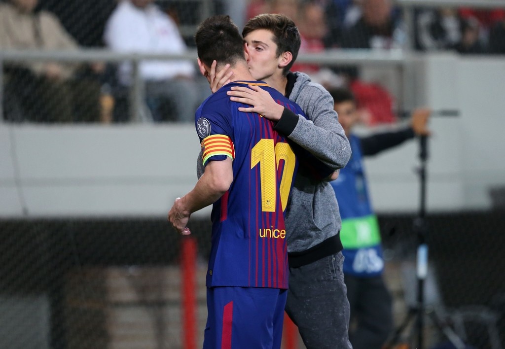 Κίνδυνος «καμπάνας» για Ολυμπιακό από την UEFA (pics)