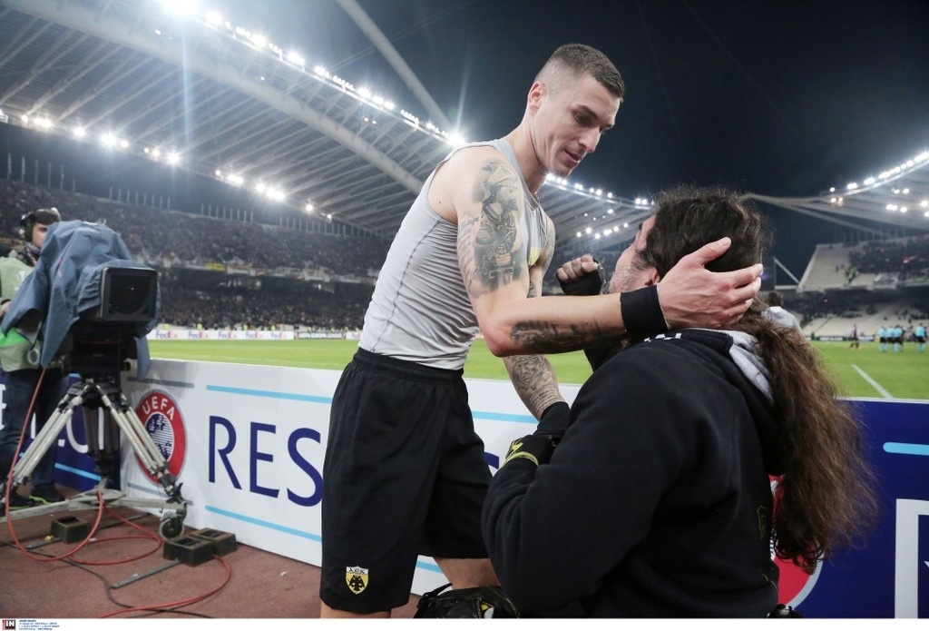 ΑΕΚ-Μίλαν: «Τρελάθηκε» ο Βράνιες (pics)