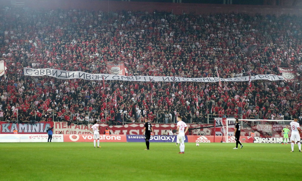 Την Παρασκευή (3/11) η απολογία του Ολυμπιακού για το πανό (pic)