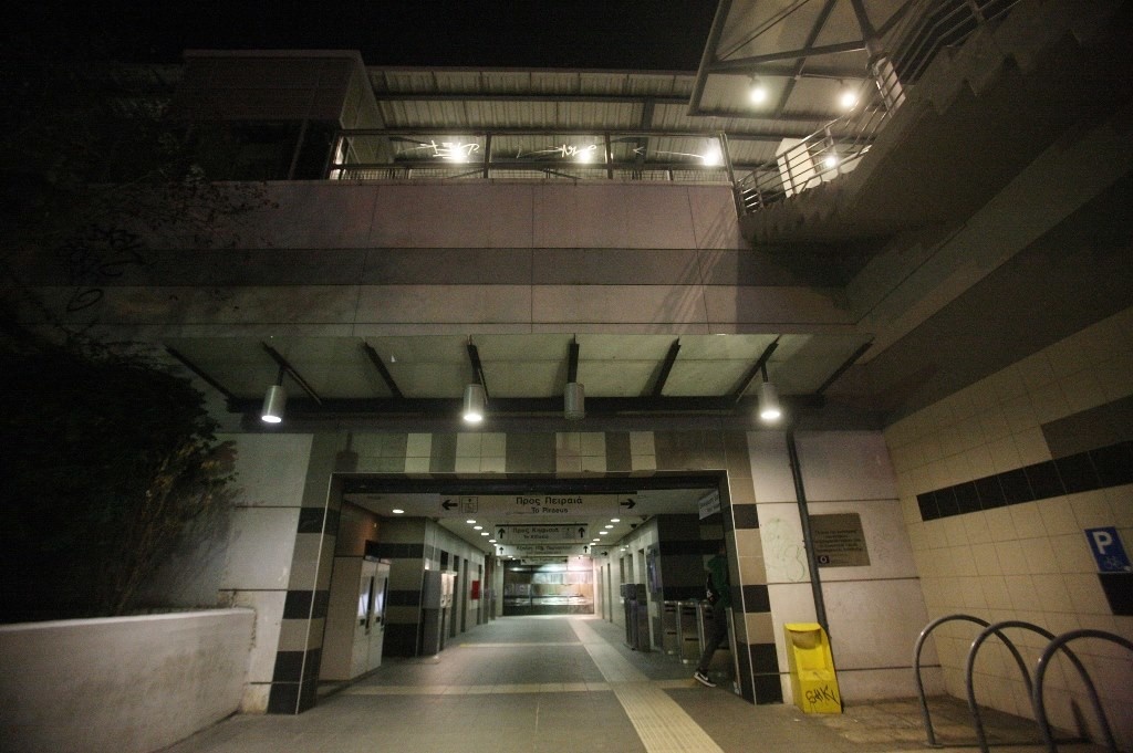 ΑΕΚ - Μίλαν: Σύλληψη για έξι Ιταλούς οπαδούς από τα επεισόδια (photos)