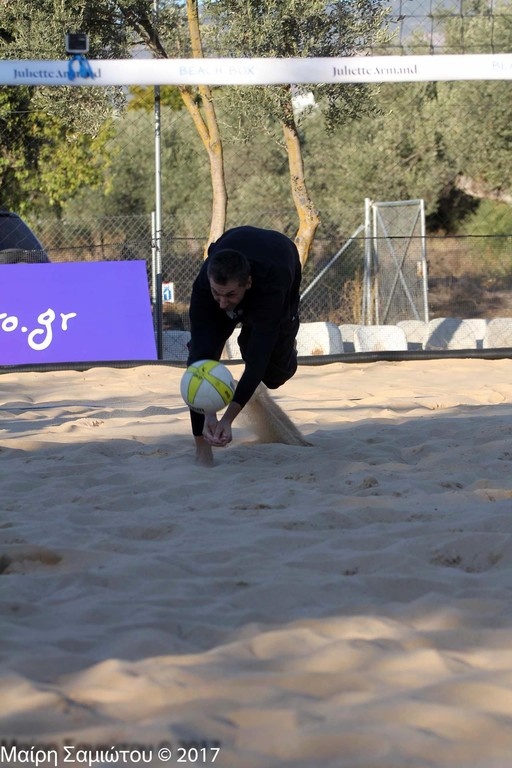 Ο Διαμαντίδης το… γύρισε στο βόλεϊ! (pics)