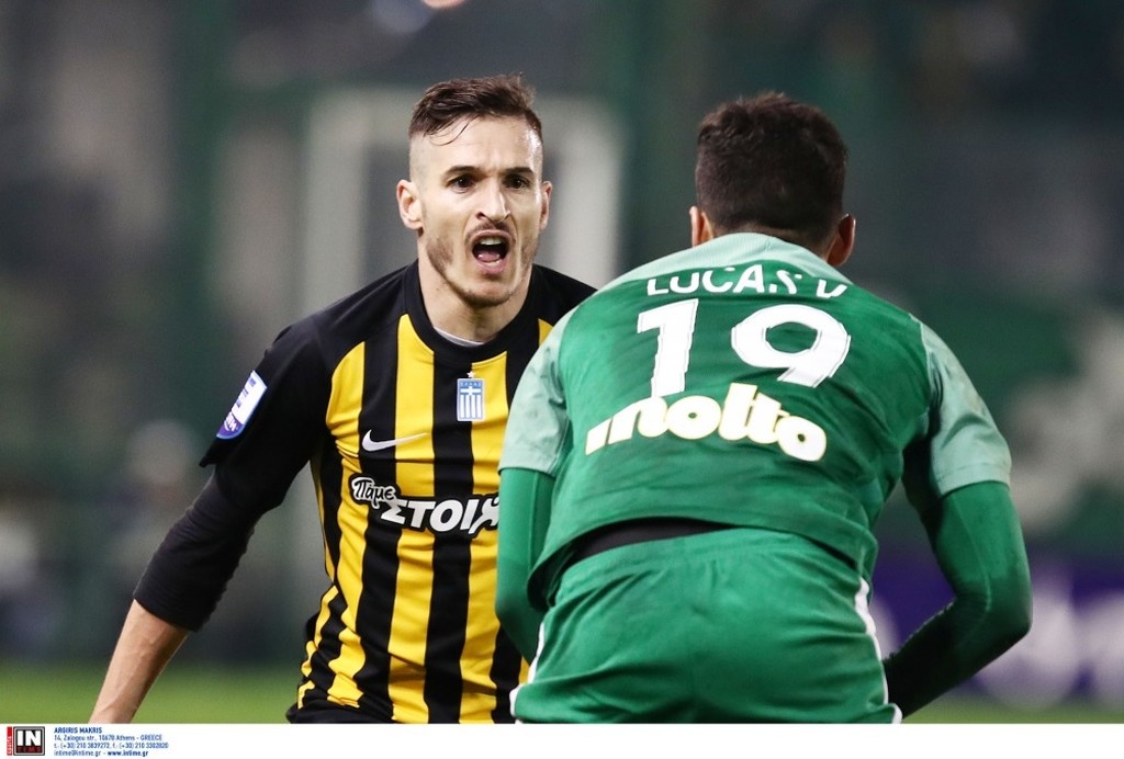 Παναθηναϊκός-ΑΕΚ: H απαράδεκτη χειρονομία του Χιμένεθ που έβαλε μπουρλότο στη Λεωφόρο! (pics)