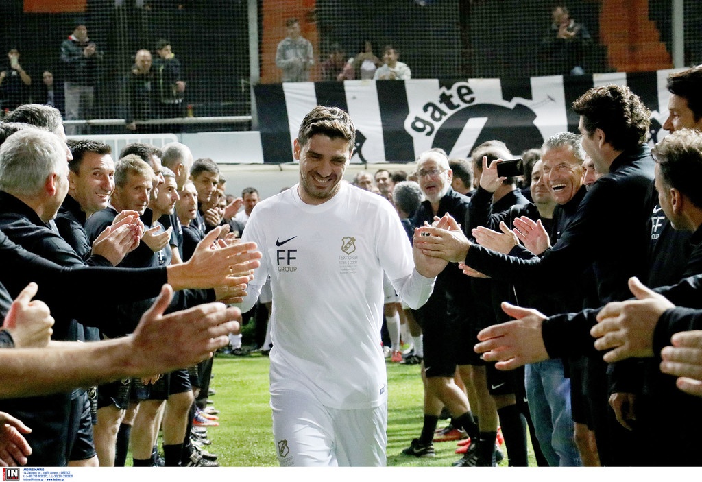 «Σείστηκε» το «Γεντί Κουλέ» για τον θρυλικό Γκέραρντ: «Δε θα σε ξεχάσουμε ποτέ, Ολλάνδε»! (pics)