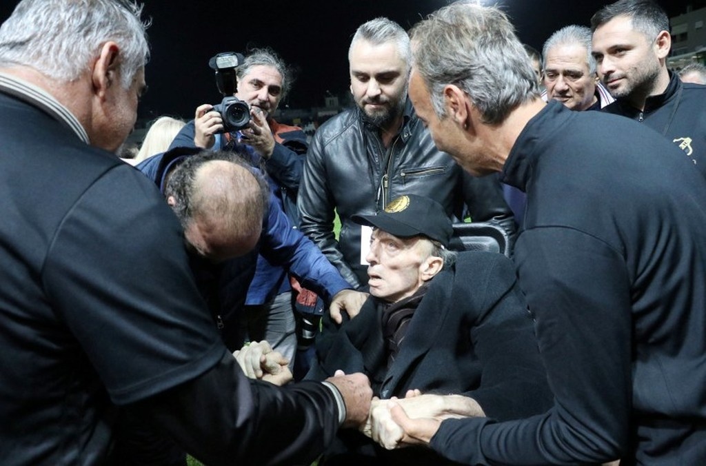 Συγκλονιστικές φωτογραφίες: Ο τεράστιος Ευγένιος Γκέραρντ στο «Γεντί Κουλέ»!