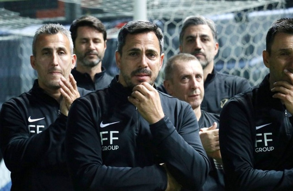 «Σείστηκε» το «Γεντί Κουλέ» για τον θρυλικό Γκέραρντ: «Δε θα σε ξεχάσουμε ποτέ, Ολλάνδε»! (pics)