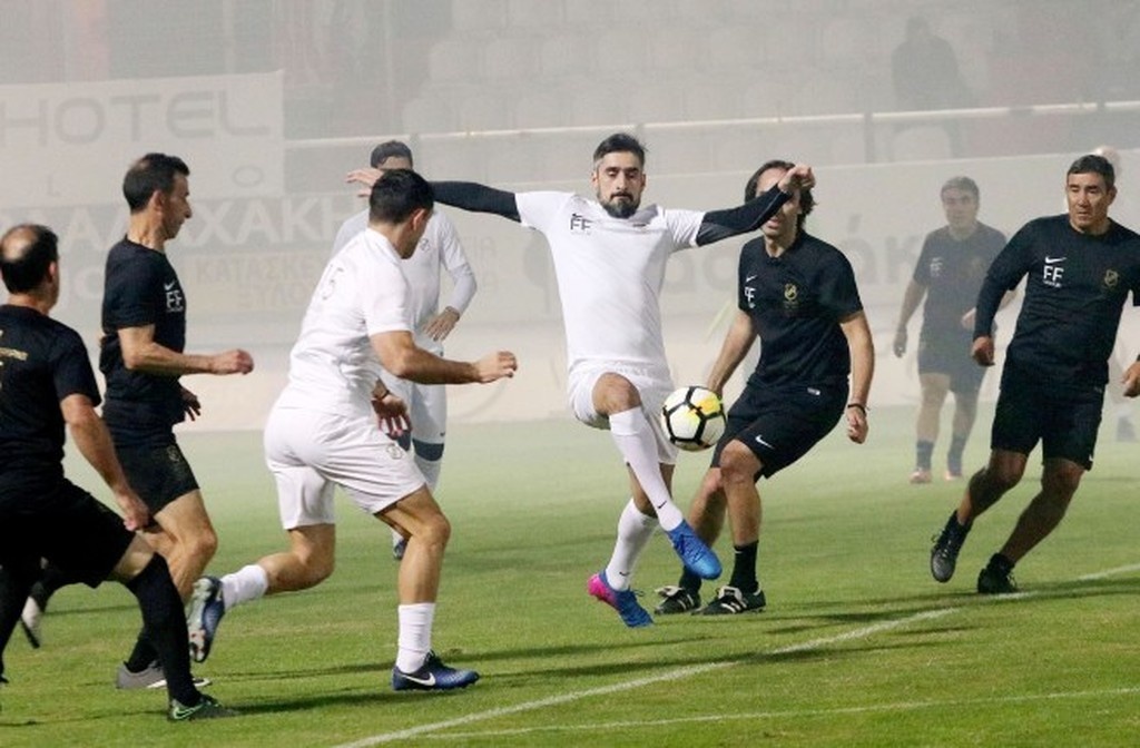 «Σείστηκε» το «Γεντί Κουλέ» για τον θρυλικό Γκέραρντ: «Δε θα σε ξεχάσουμε ποτέ, Ολλάνδε»! (pics)