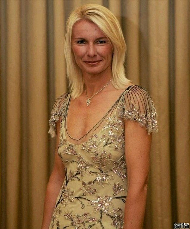 Θρήνος! Πέθανε διάσημη τενίστρια στα 49 της! (photos)