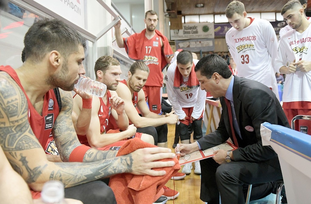 «Σύρραξη» στο Βενετόκλειο! Γεωργαλής και Παπαπέτρου «αρπάχτηκαν» μετά τη διεκδίκηση ριμπάουντ (vid)