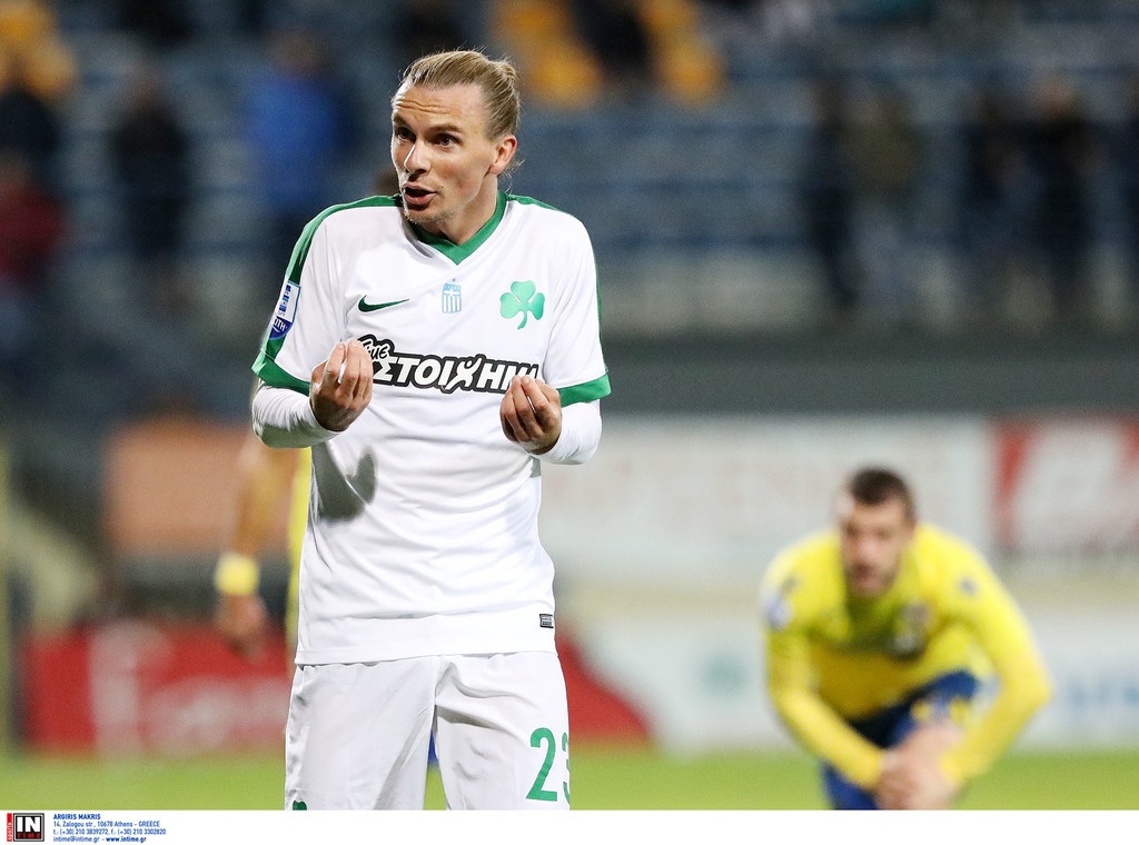 Η απάντηση της ΑΕΚ στις φήμες για Χουλτ (photos)