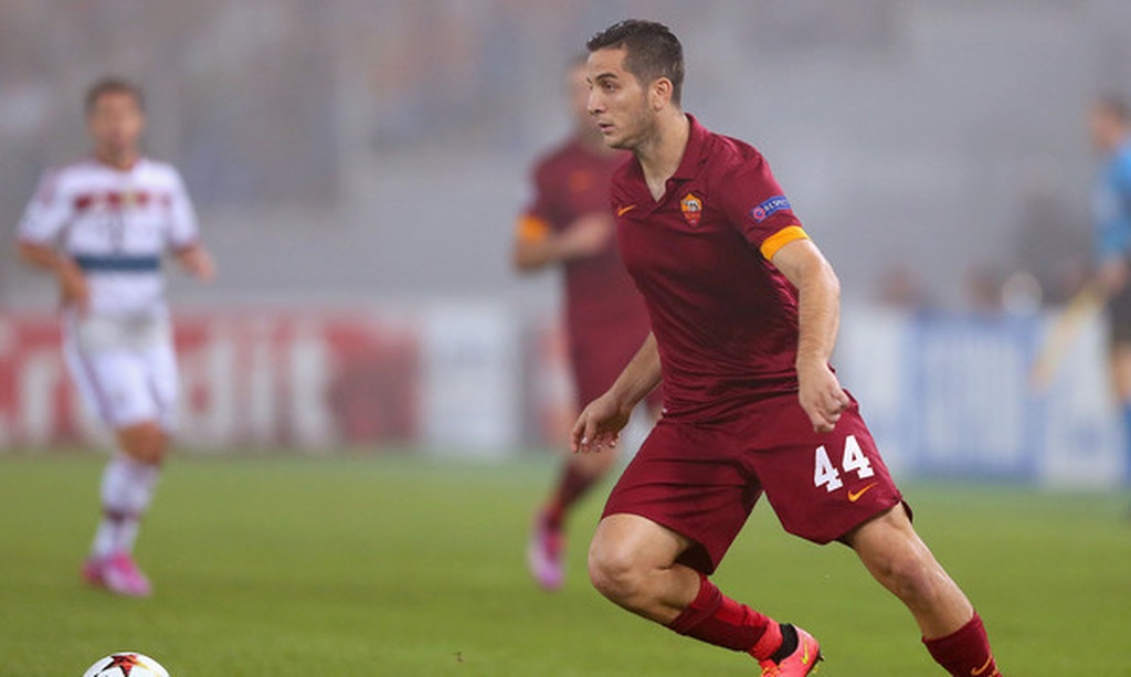 Ρόμα: Μυθική… ρήτρα σε Μανωλά (photos)