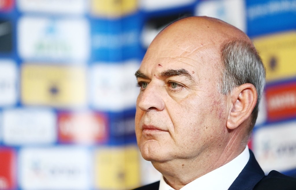 Ελλάδα: Η παρουσίαση Σκίμπε (photos)