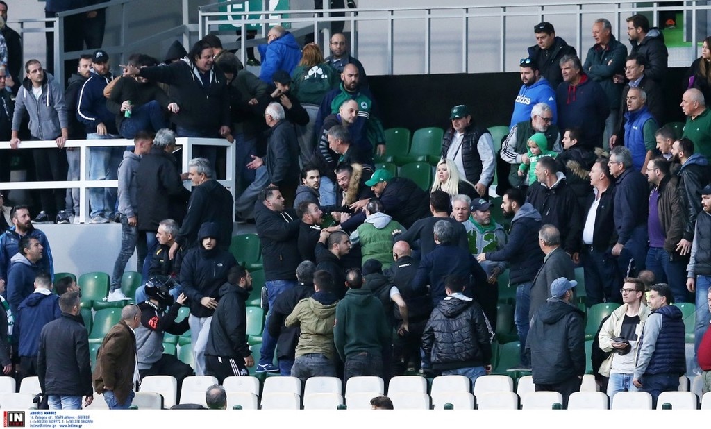Παναθηναϊκός-Πανιώνιος 0-1: Ξύλο μεταξύ οπαδών στη Λεωφόρο (photos)