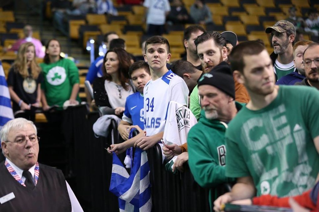 NBA: Μυθική 40άρα σε ελληνική βραδιά ο Αντετοκούνμπο! (photos+video)