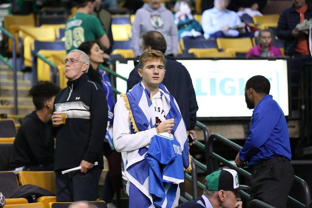 NBA: Μυθική 40άρα σε ελληνική βραδιά ο Αντετοκούνμπο! (photos+video)